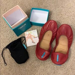 Excellent condition in box Cardinal Red Tieks